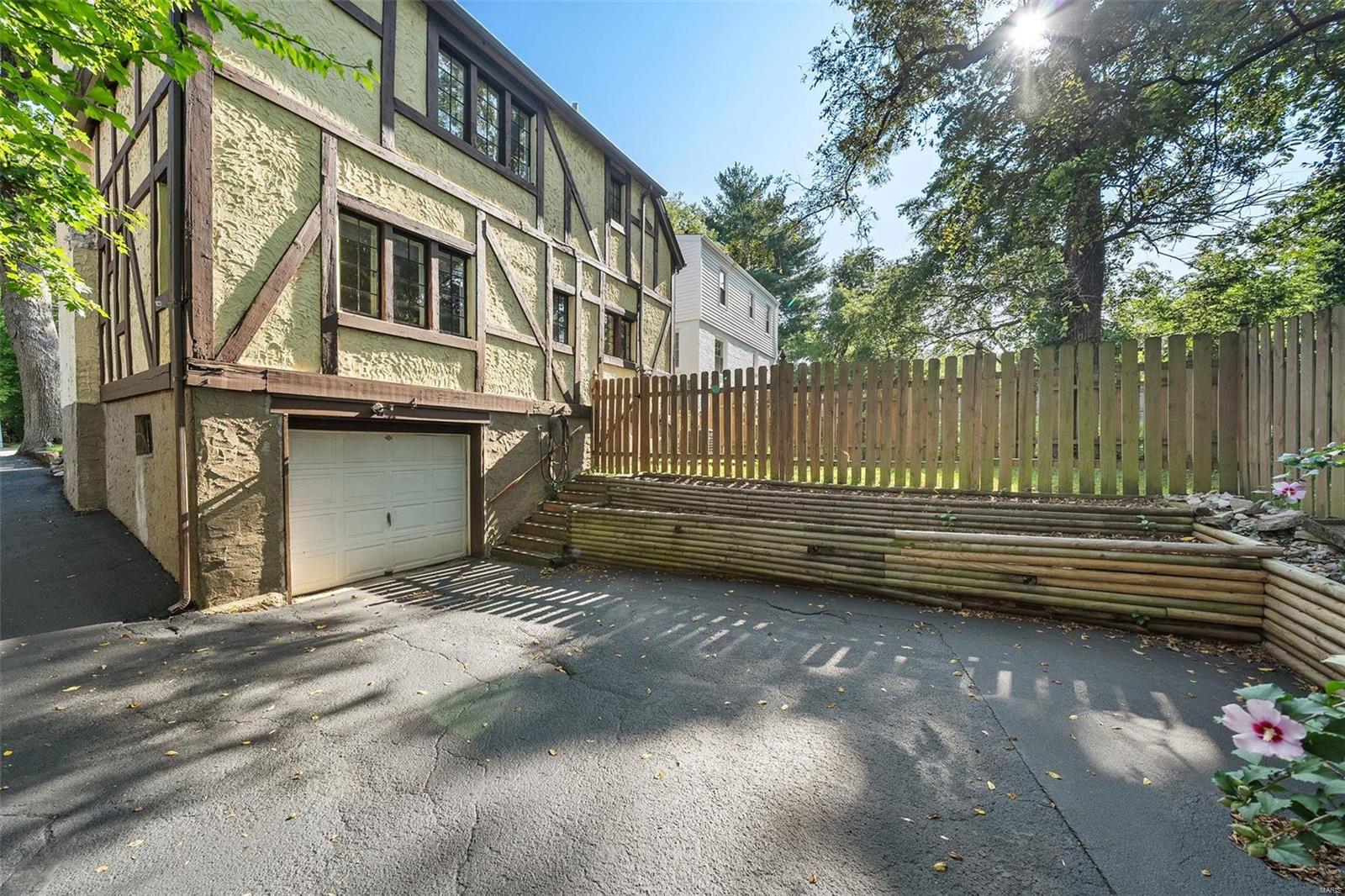 336 Newport Avenue