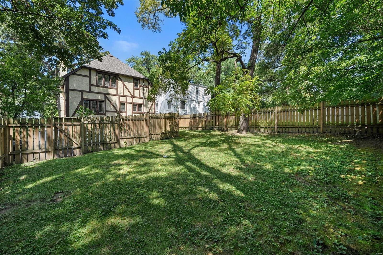 336 Newport Avenue