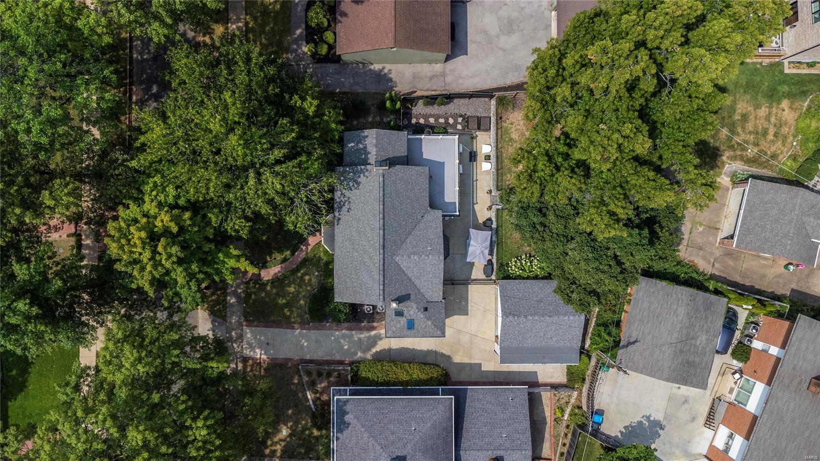 8021 Seminole Drive