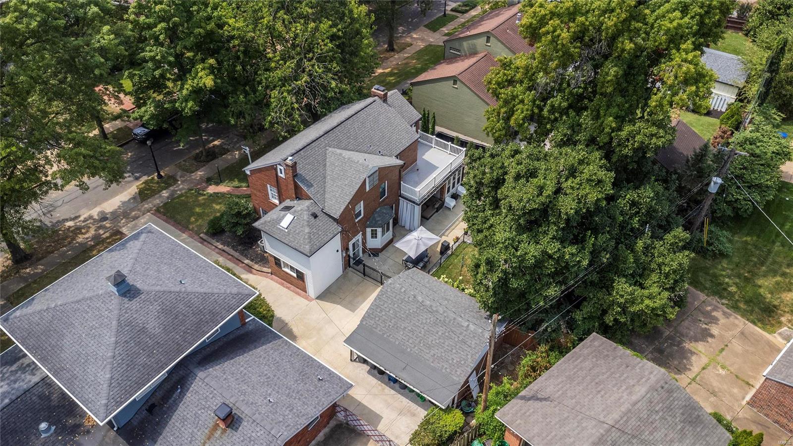 8021 Seminole Drive