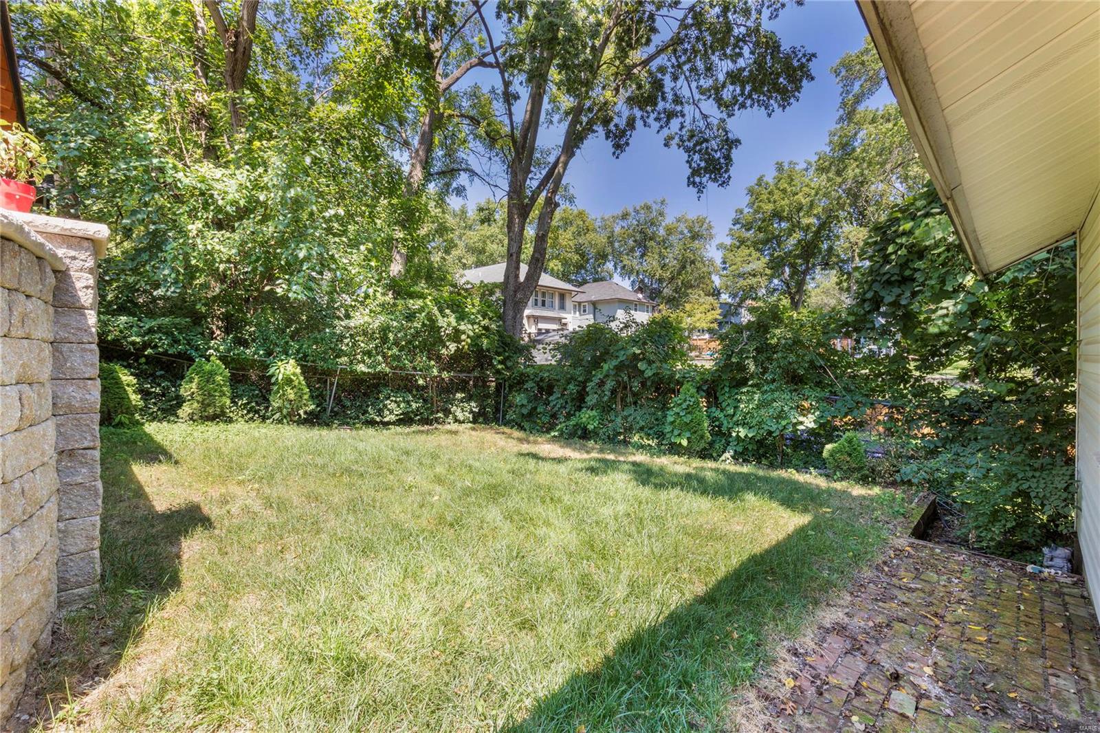 352 Sylvester Avenue
