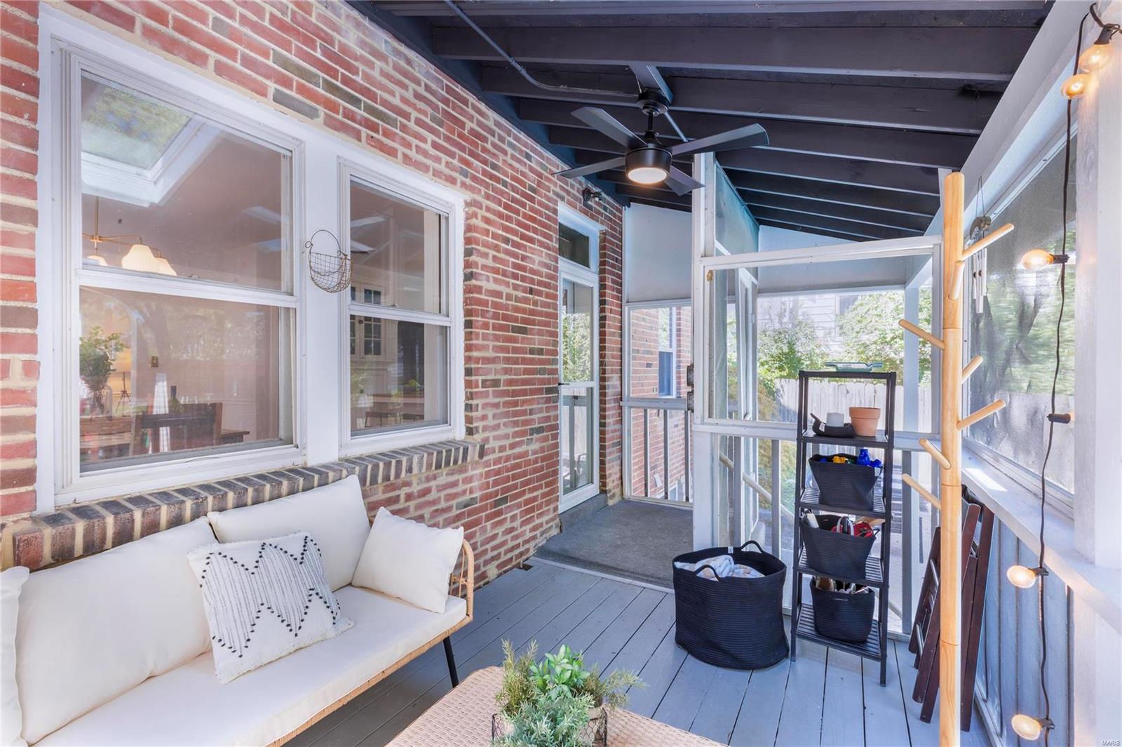 352 Sylvester Avenue