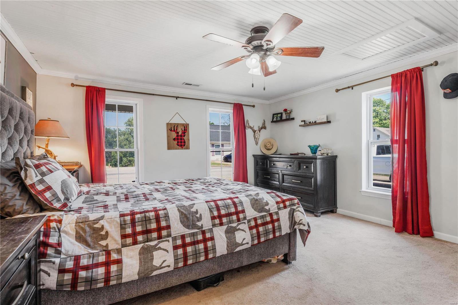 506 W Cherry Street