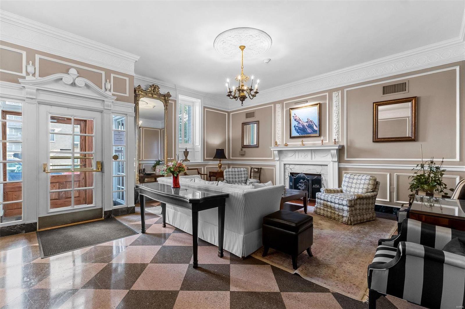 701 S Skinker Boulevard Unit: 1001