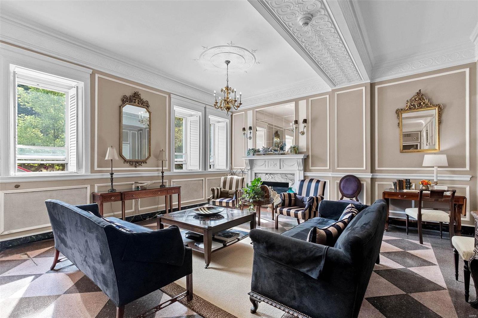 701 S Skinker Boulevard Unit: 1001
