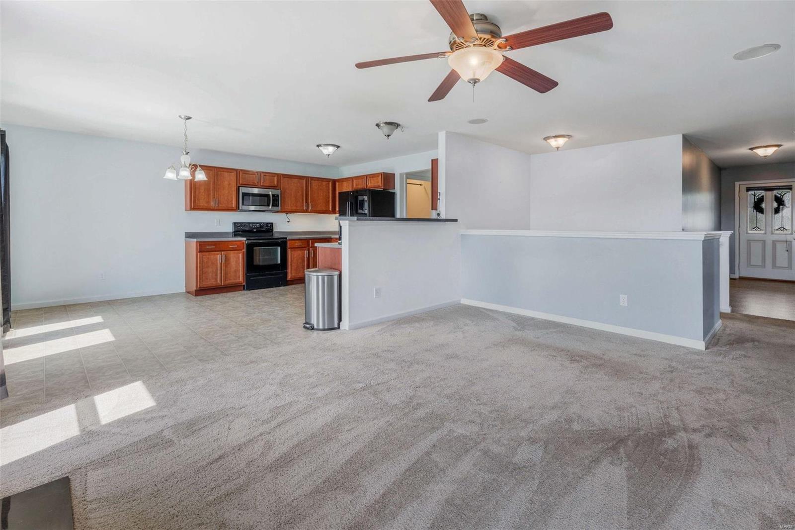 3164 Stowe Landing