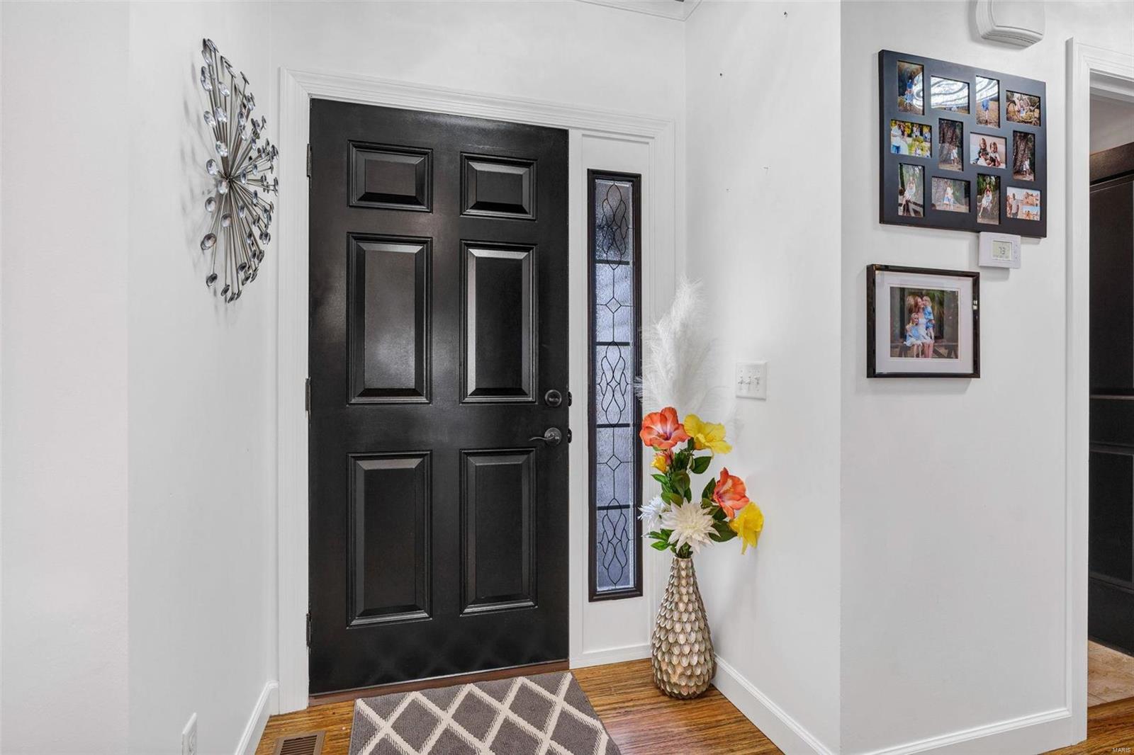 220 Hartford Glen Court