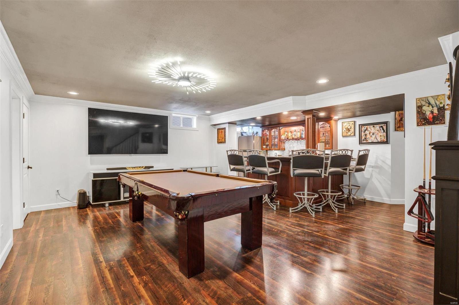 220 Hartford Glen Court