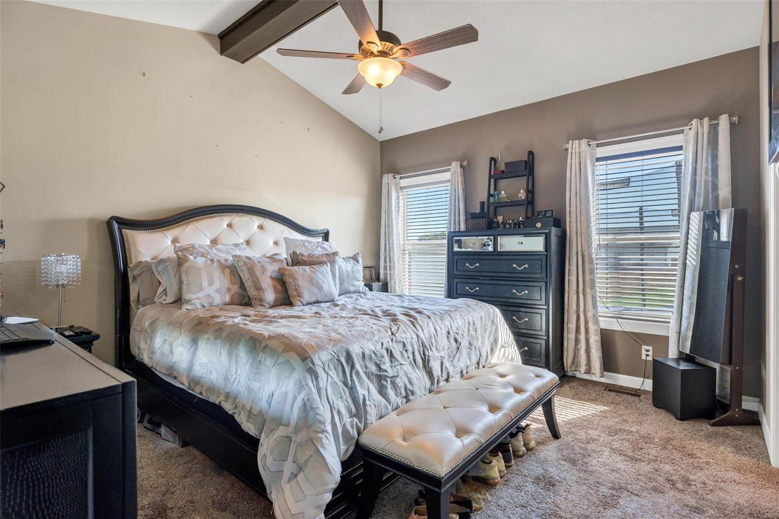 220 Hartford Glen Court
