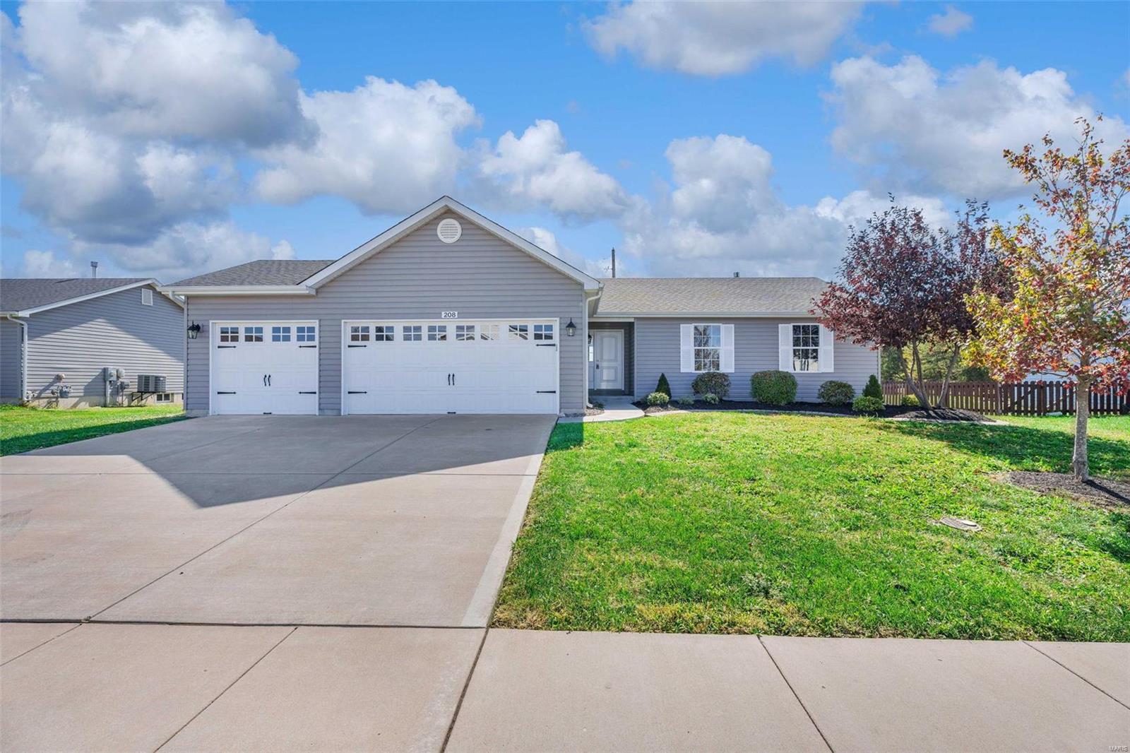 208 Peregrine Dr
