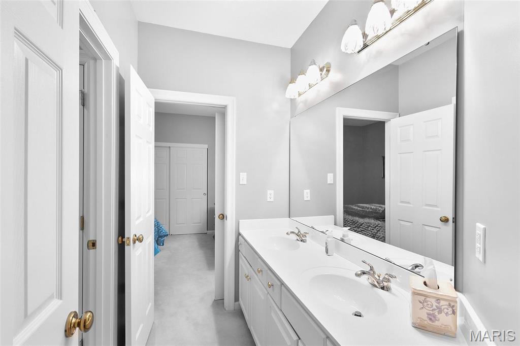 12537 Clark Manor Circle