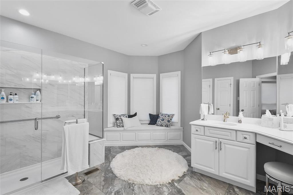 12537 Clark Manor Circle