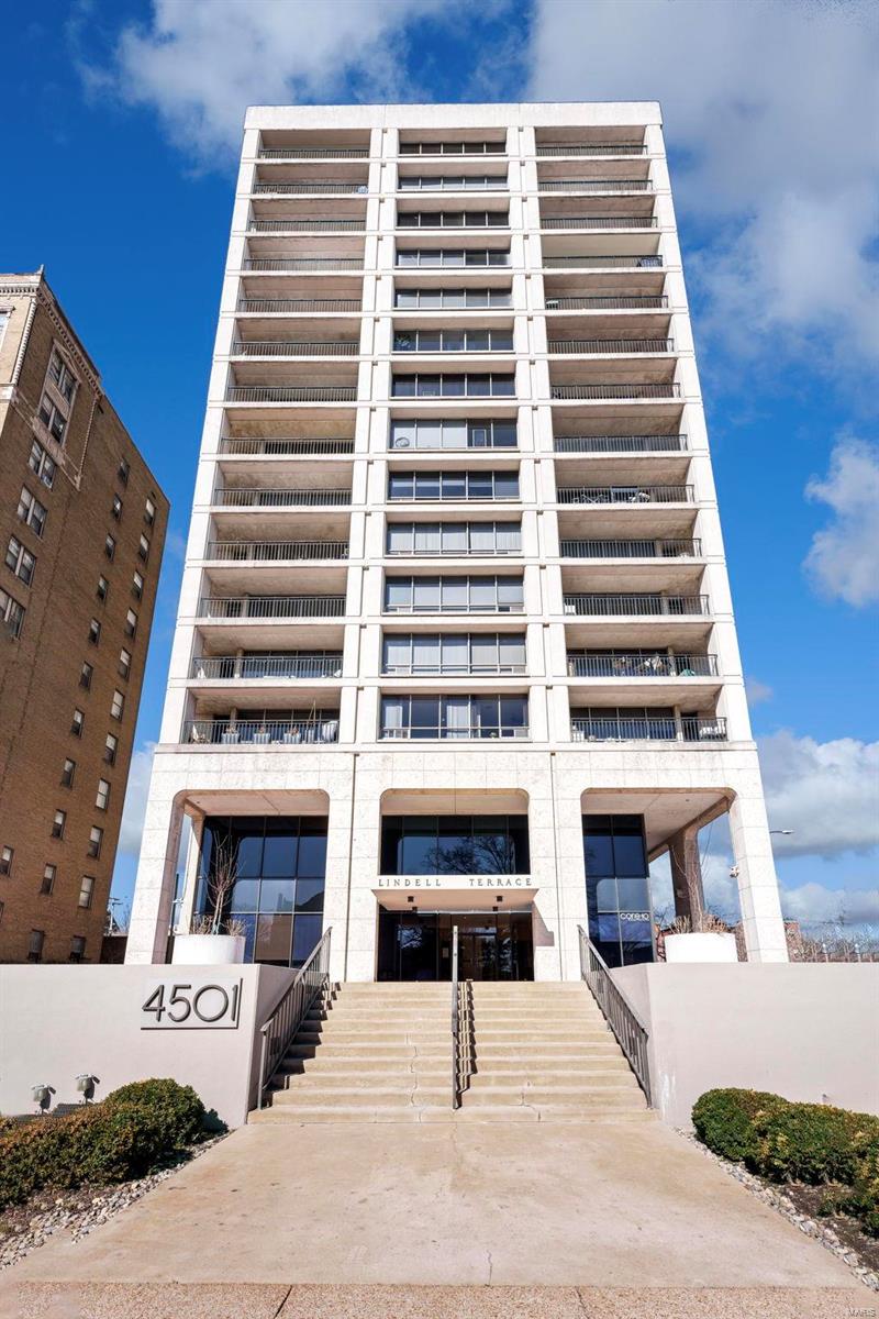 4501 Lindell Boulevard Unit: 12D