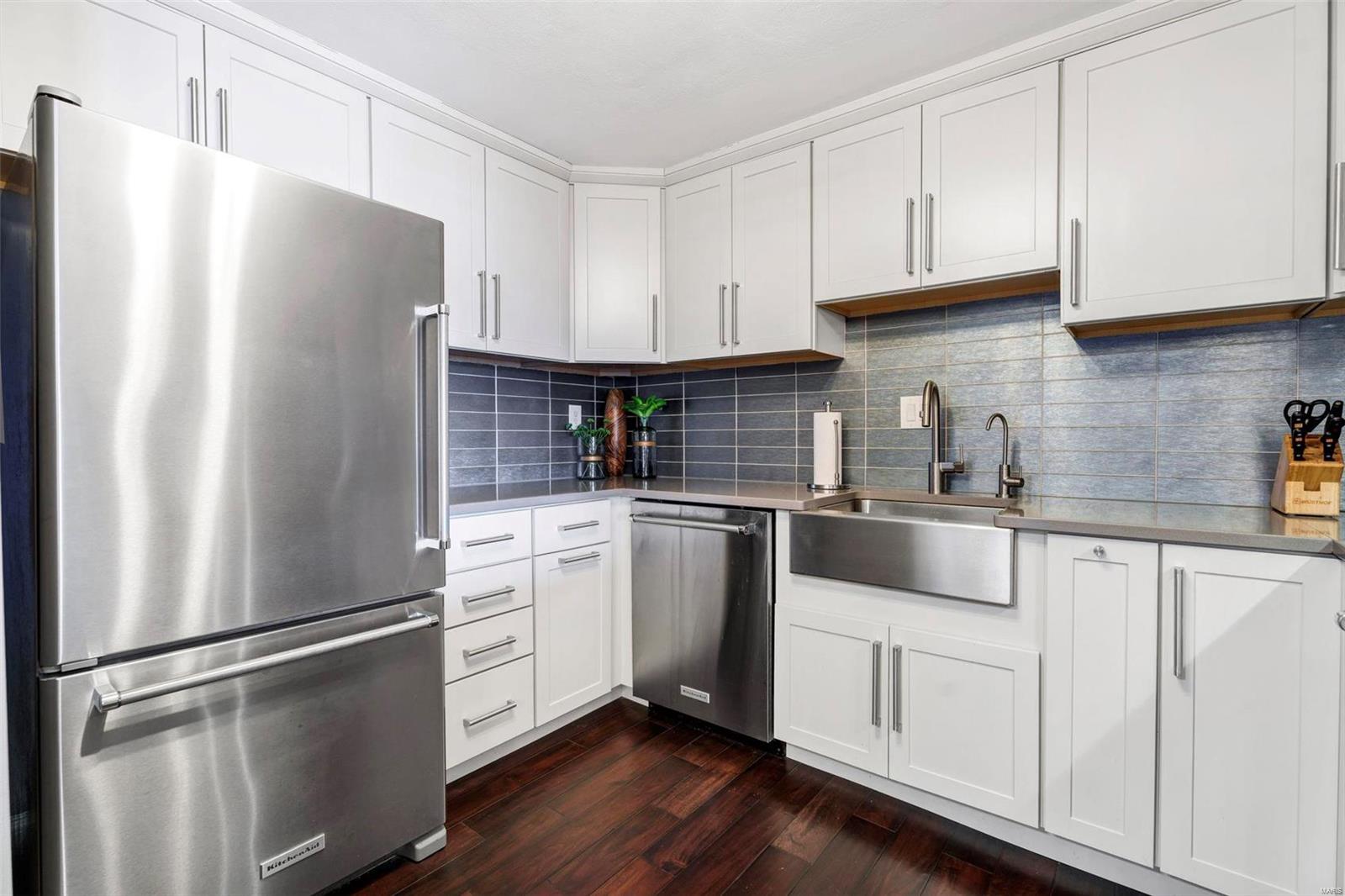 4501 Lindell Boulevard Unit: 12D