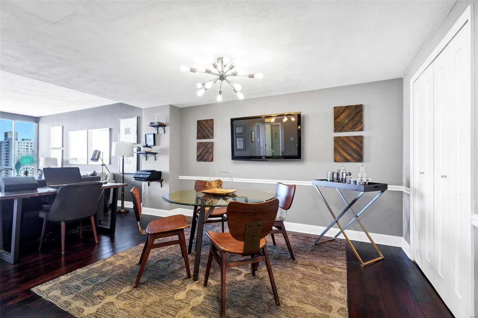 4501 Lindell Boulevard Unit: 12D