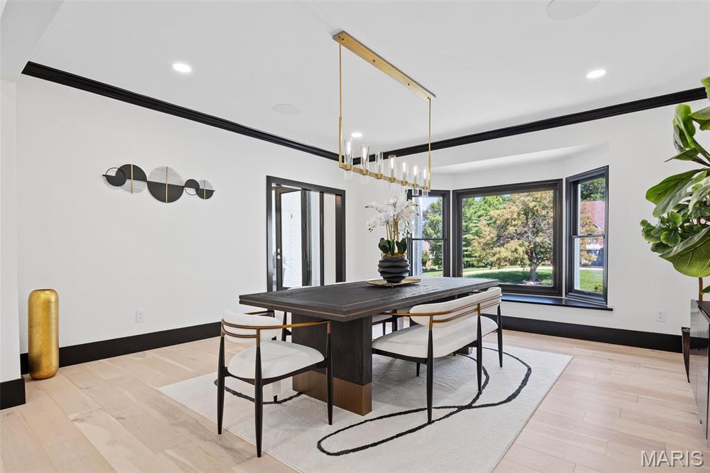 13516 Weston Park Drive