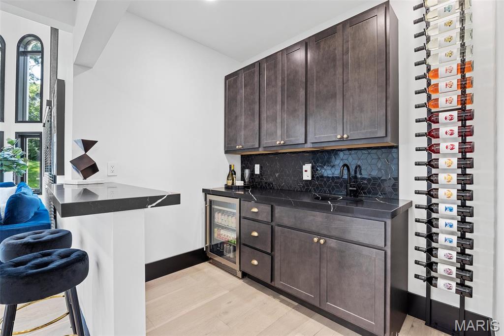 13516 Weston Park Drive