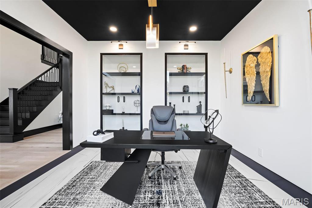 13516 Weston Park Drive