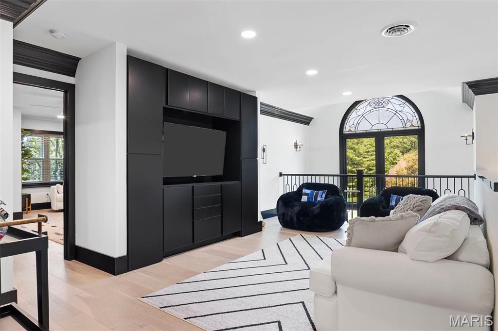 13516 Weston Park Drive