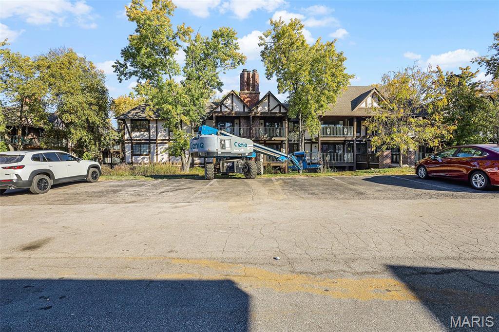 1420 Heritage Landing Unit: 102