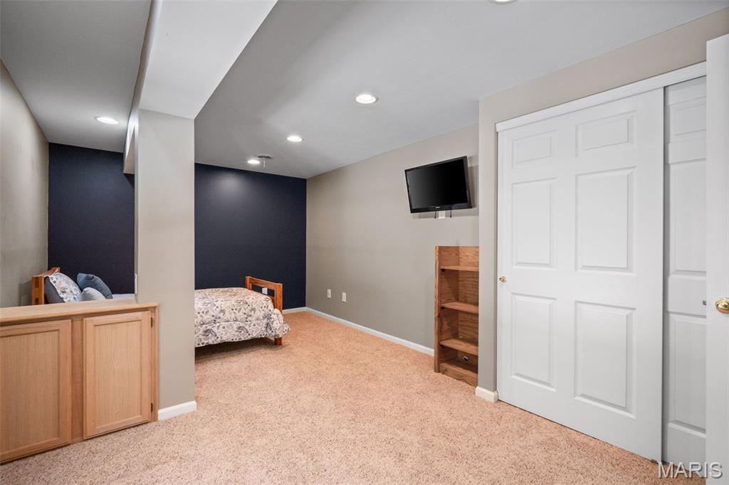 704 Summer Oak Drive
