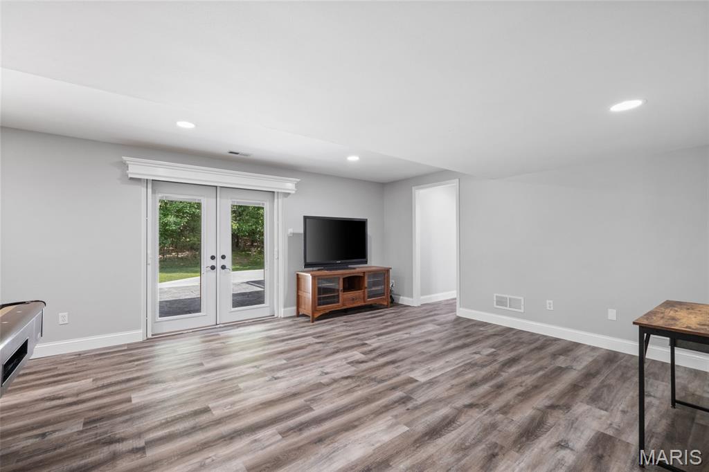704 Summer Oak Drive