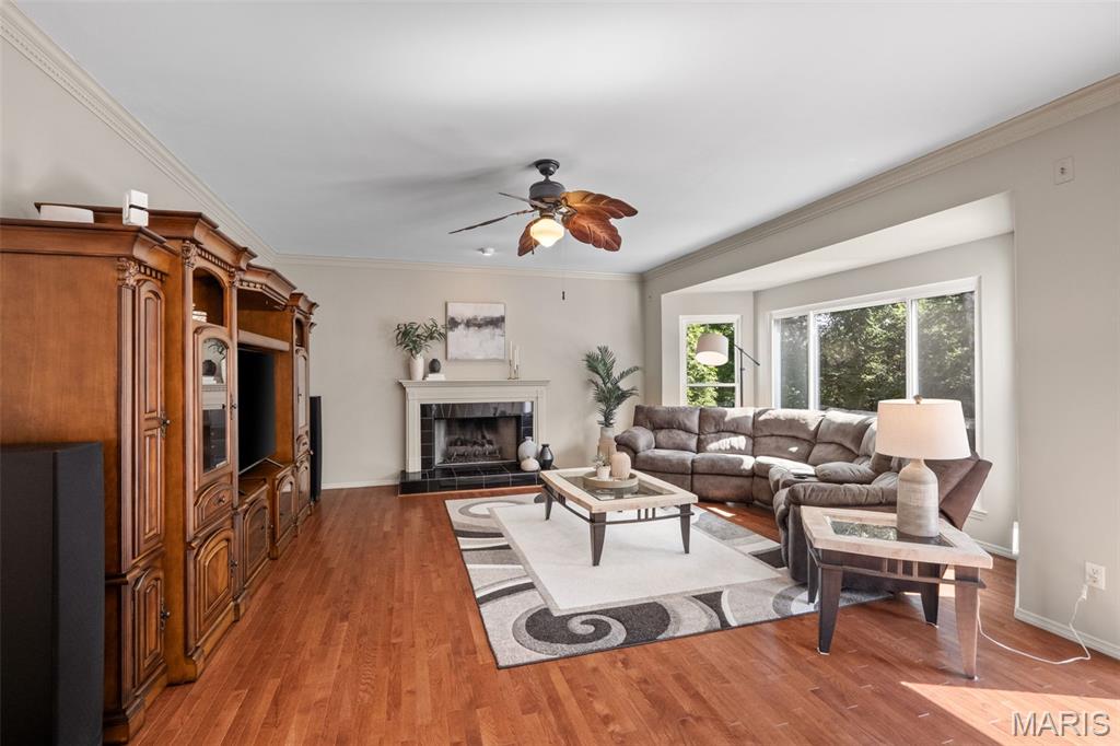 704 Summer Oak Drive