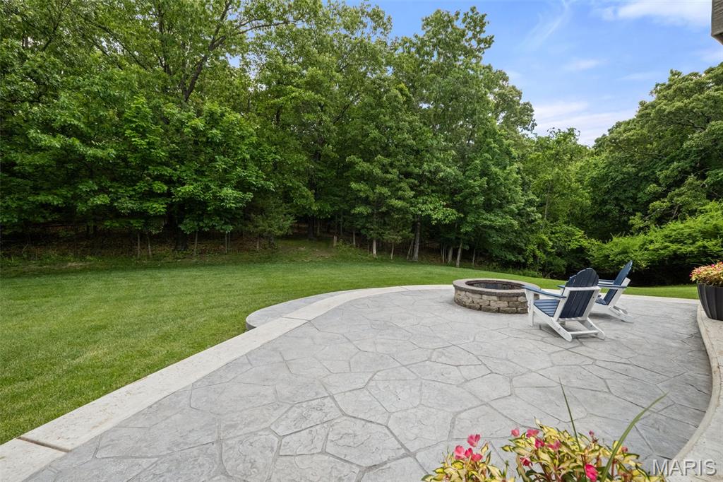 704 Summer Oak Drive