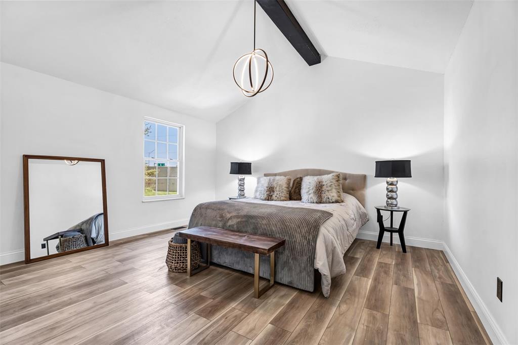13301 Woodlake Village Court