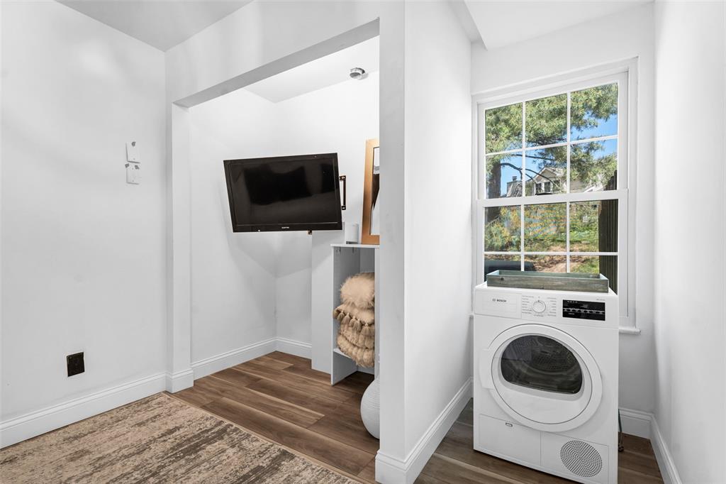 13301 Woodlake Village Court