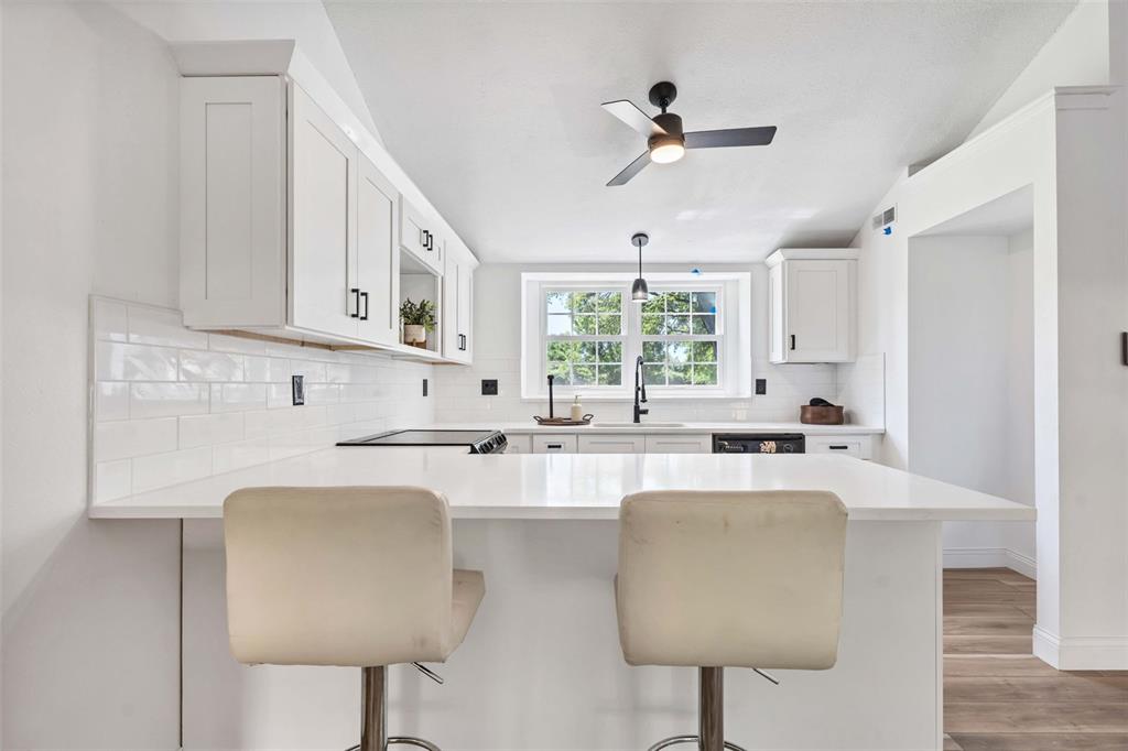 13301 Woodlake Village Court