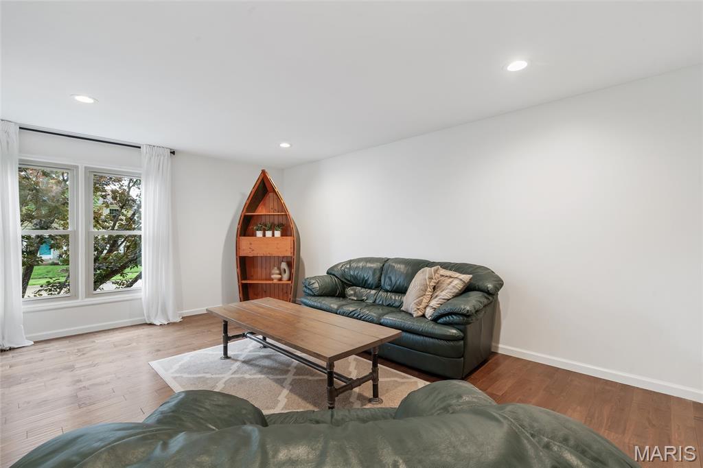 16059 Meadow Oak Drive