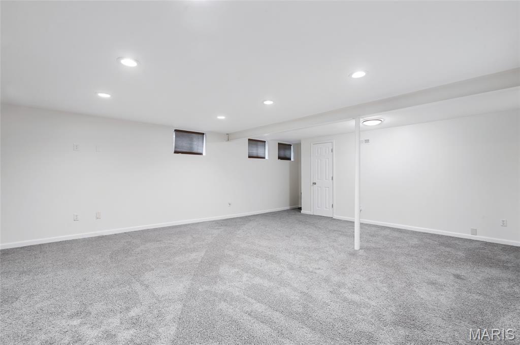 16059 Meadow Oak Drive