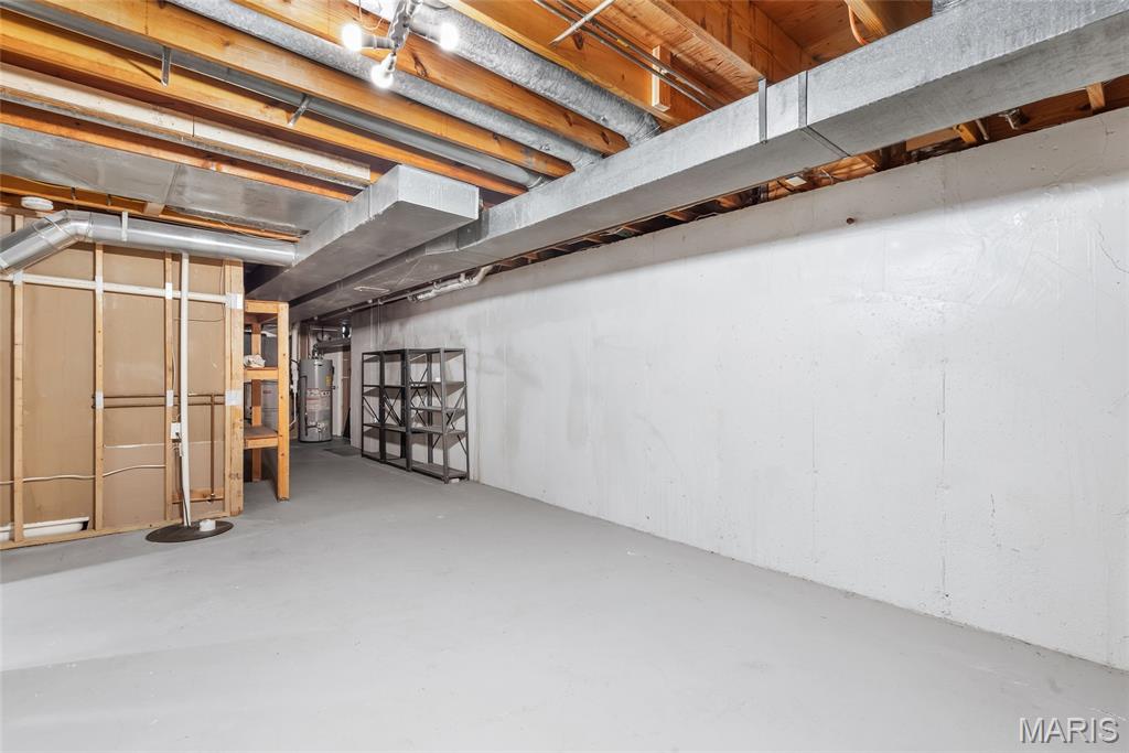 16059 Meadow Oak Drive