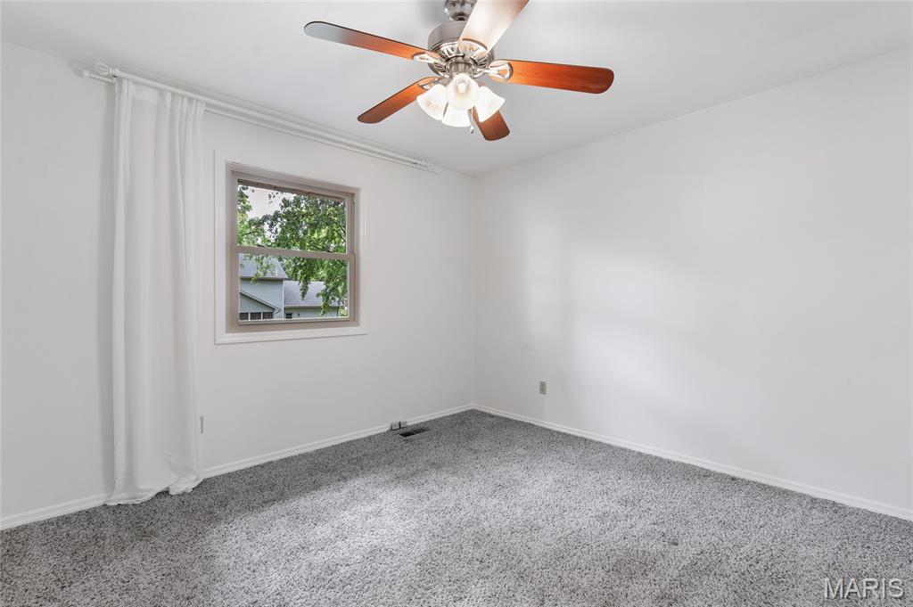 16059 Meadow Oak Drive
