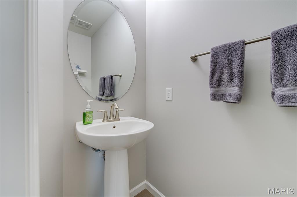 3325 Charlestowne Crossing Drive