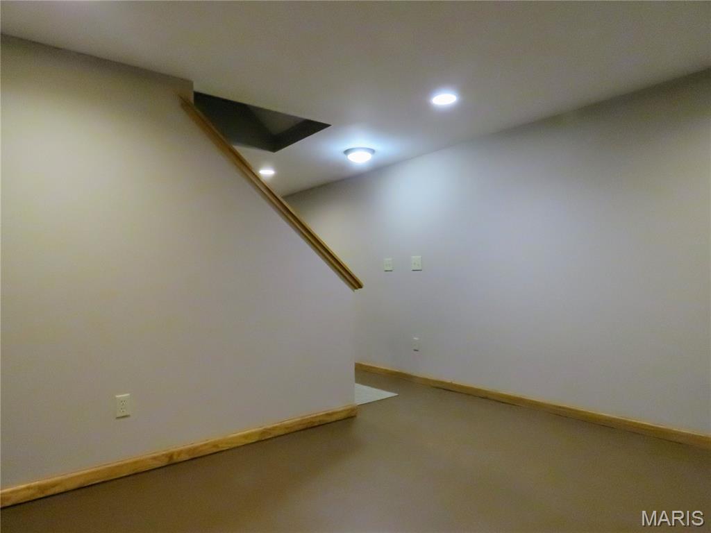 216 Spring Oaks Drive