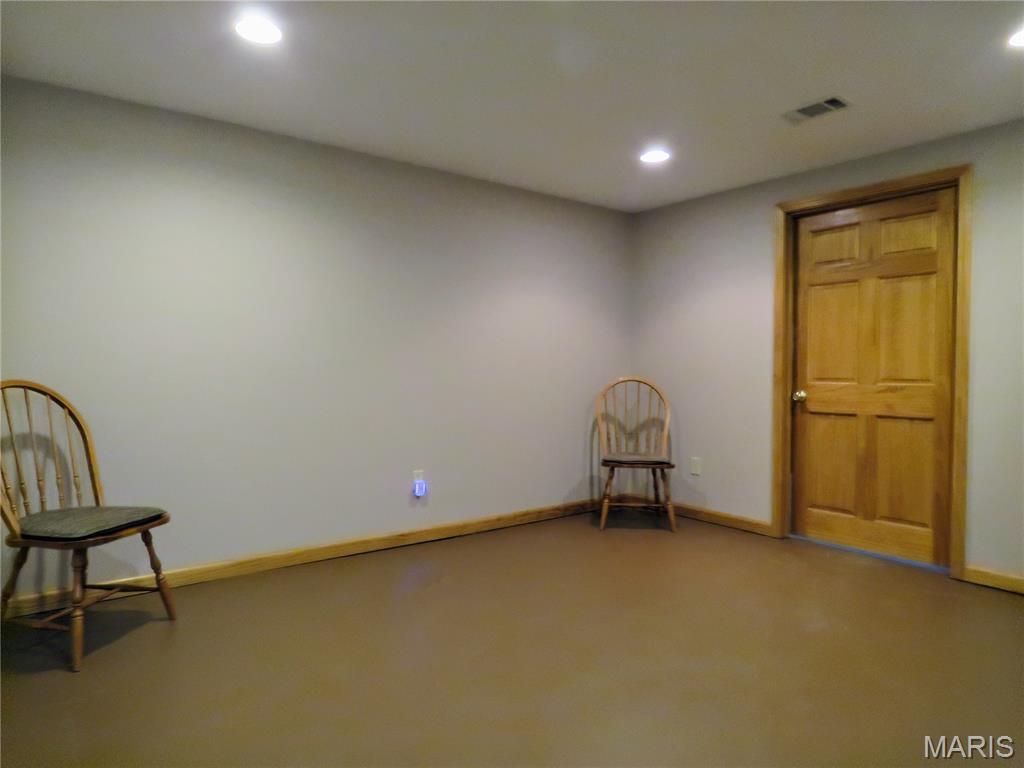 216 Spring Oaks Drive