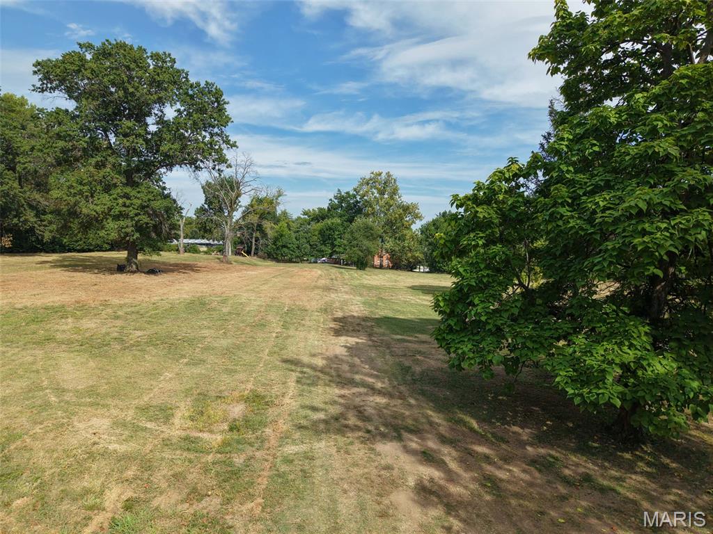 2062 N Ballas Road