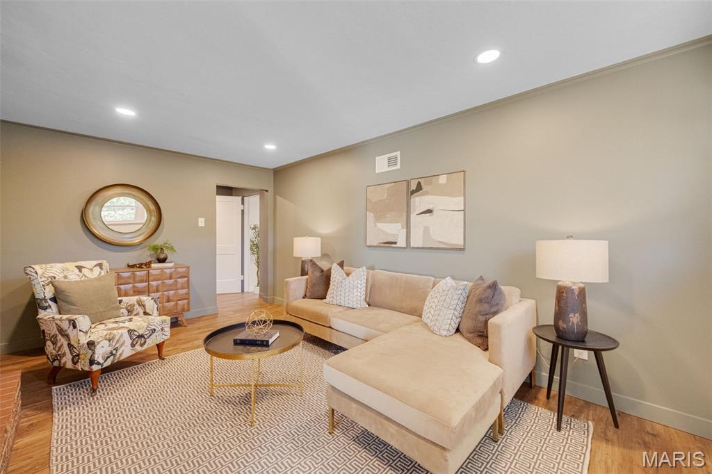 4 Downey Lane Lane