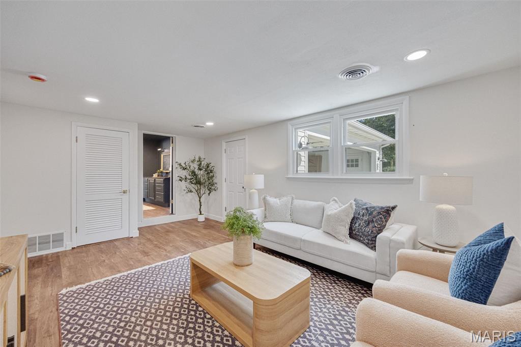 4 Downey Lane Lane