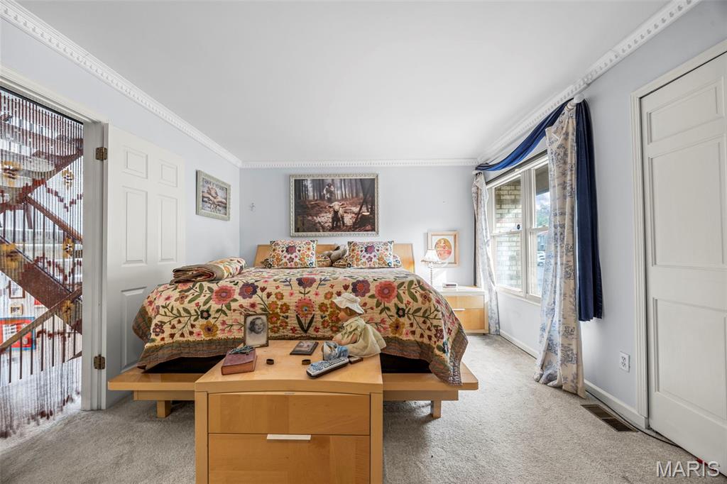 925 Maison Ladue Drive
