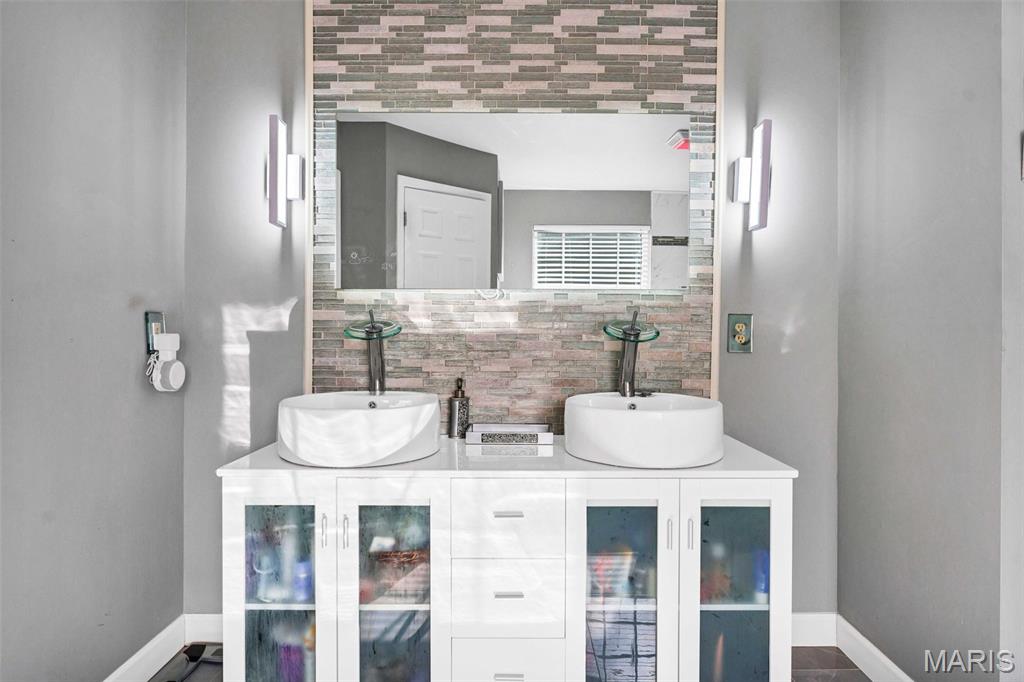 14234 Ashbury Meadows Drive