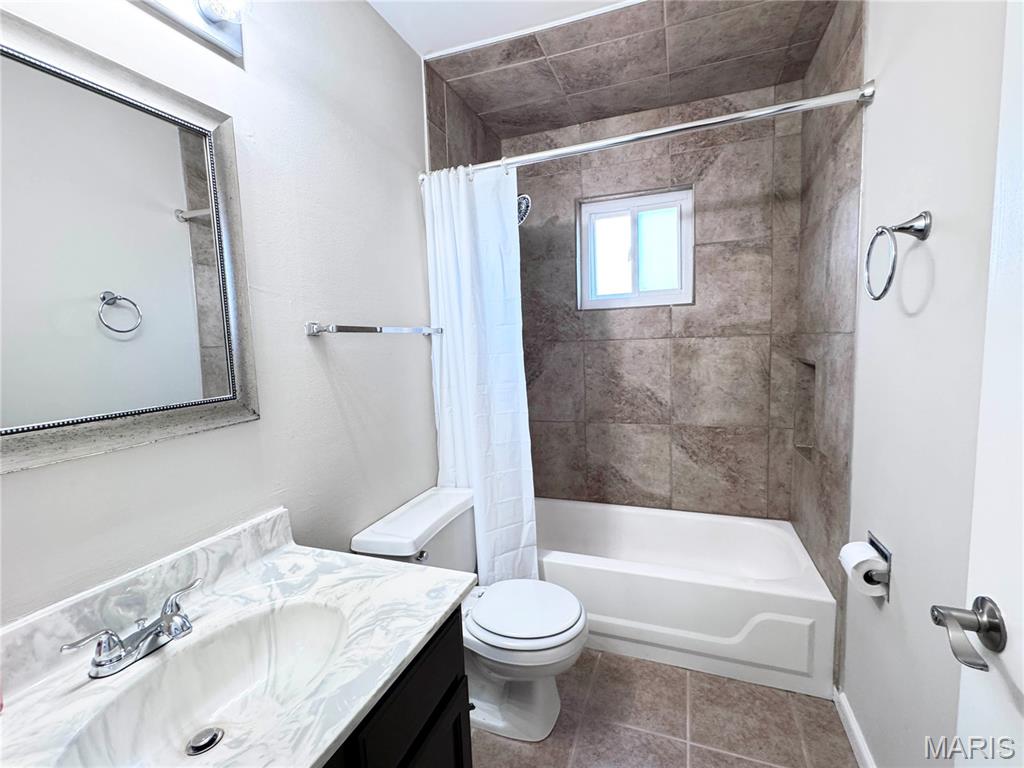 2566 Weymouth Drive