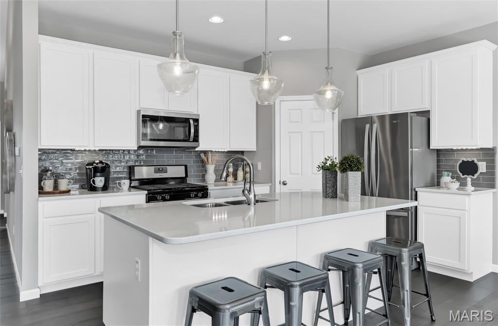 1531 Arlington Heights Way