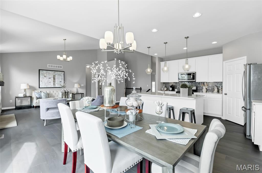 1531 Arlington Heights Way