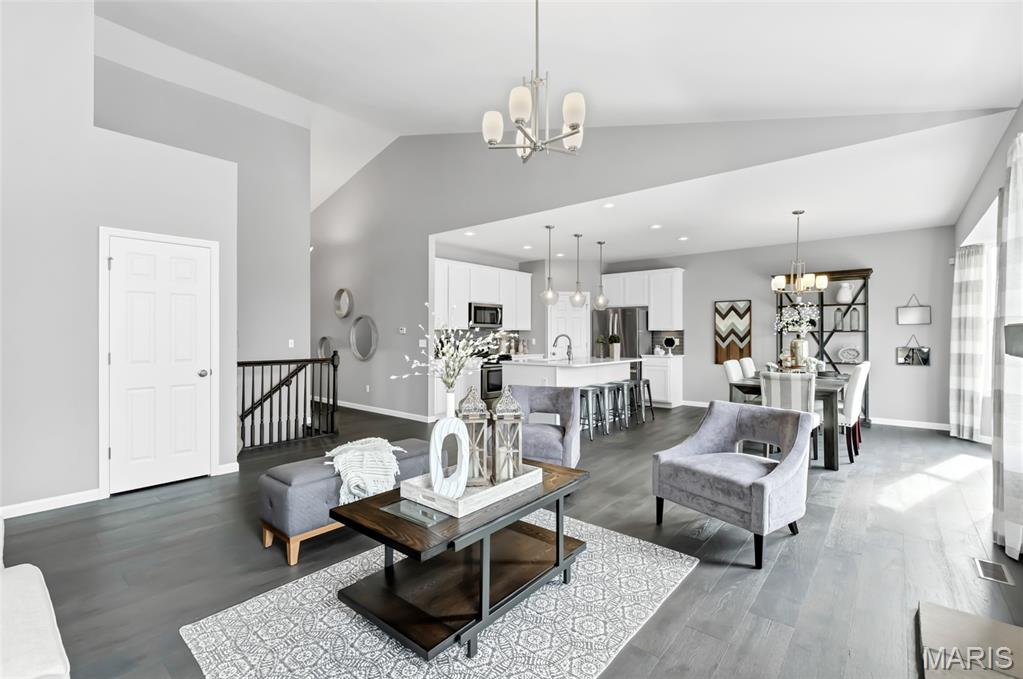 1531 Arlington Heights Way