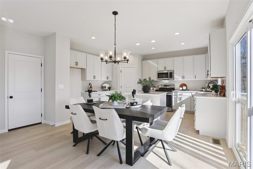 3220 Quervo Lane
