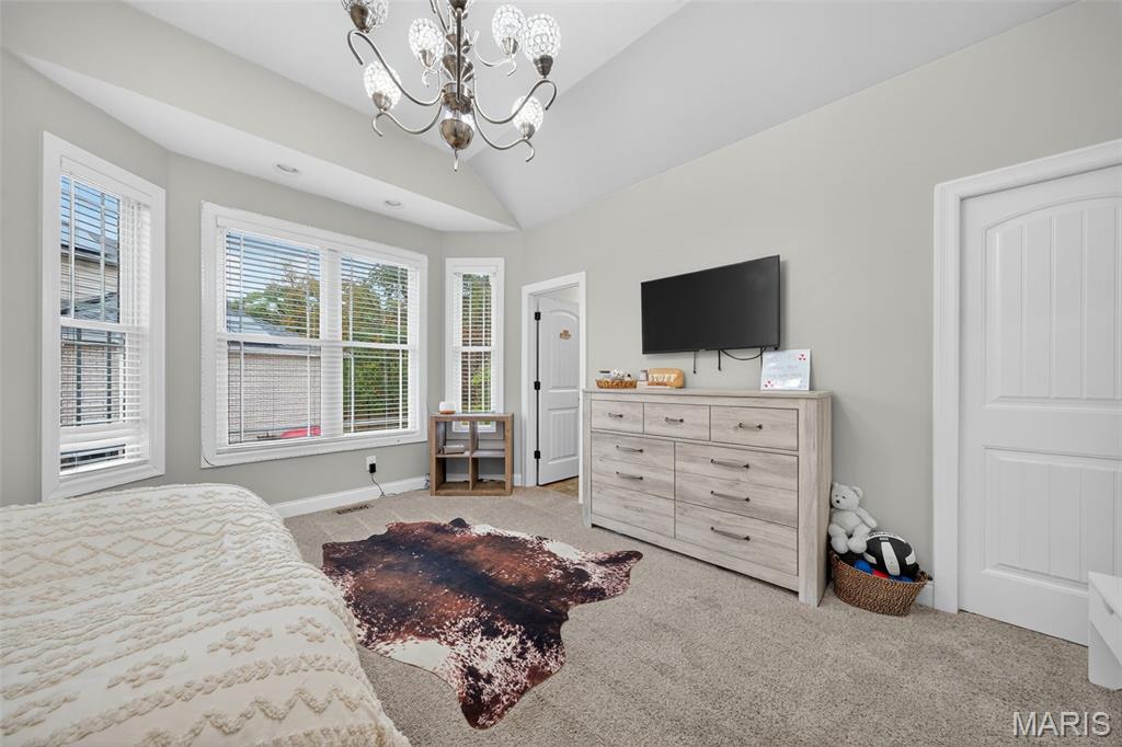 537 Oakbluff Court