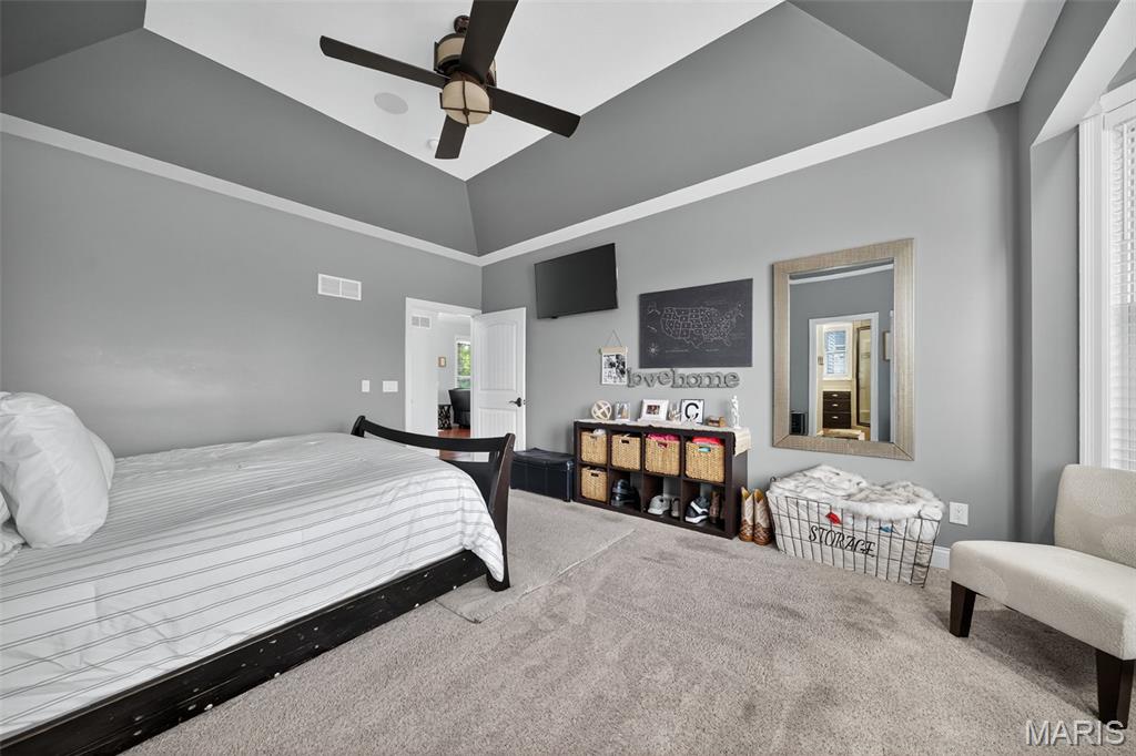 537 Oakbluff Court